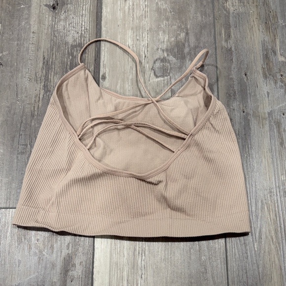Colsie Ribbed Beige Crop Top - Picture 3 of 4